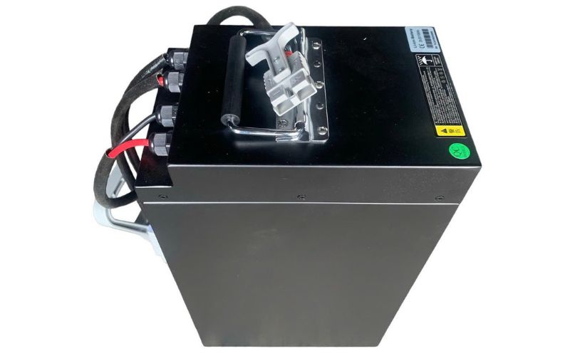 Pin lithium xe nâng điện lithium đứng lái 1.5 tấn