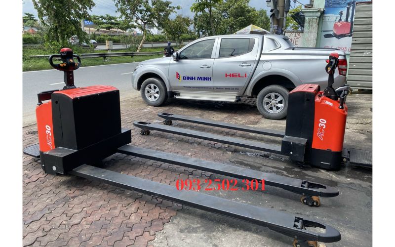 Xe nâng tay điện 3 tấn HELI càng dài 2 mét