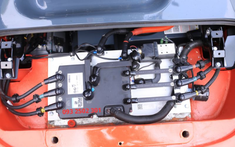Bo mạch điều khiển xe nâng điện lithium 3.5 tấn 