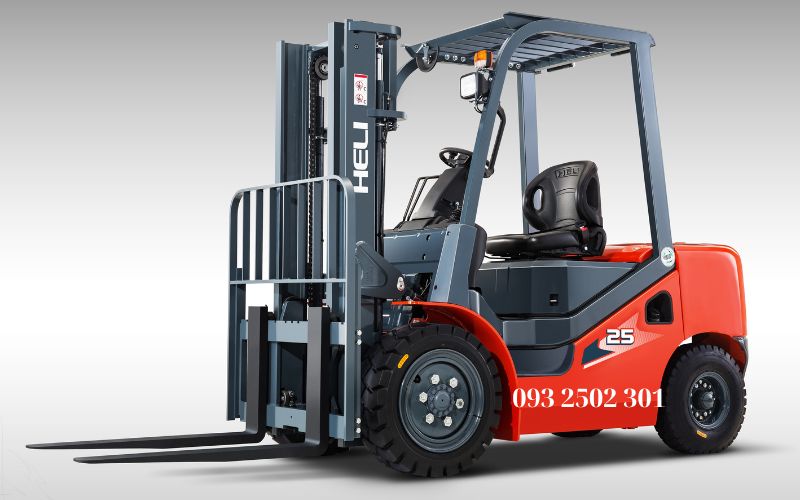 Xe nâng dầu 2-3.5 tấn